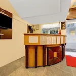 Oyo Flagship 82963 Century Residency