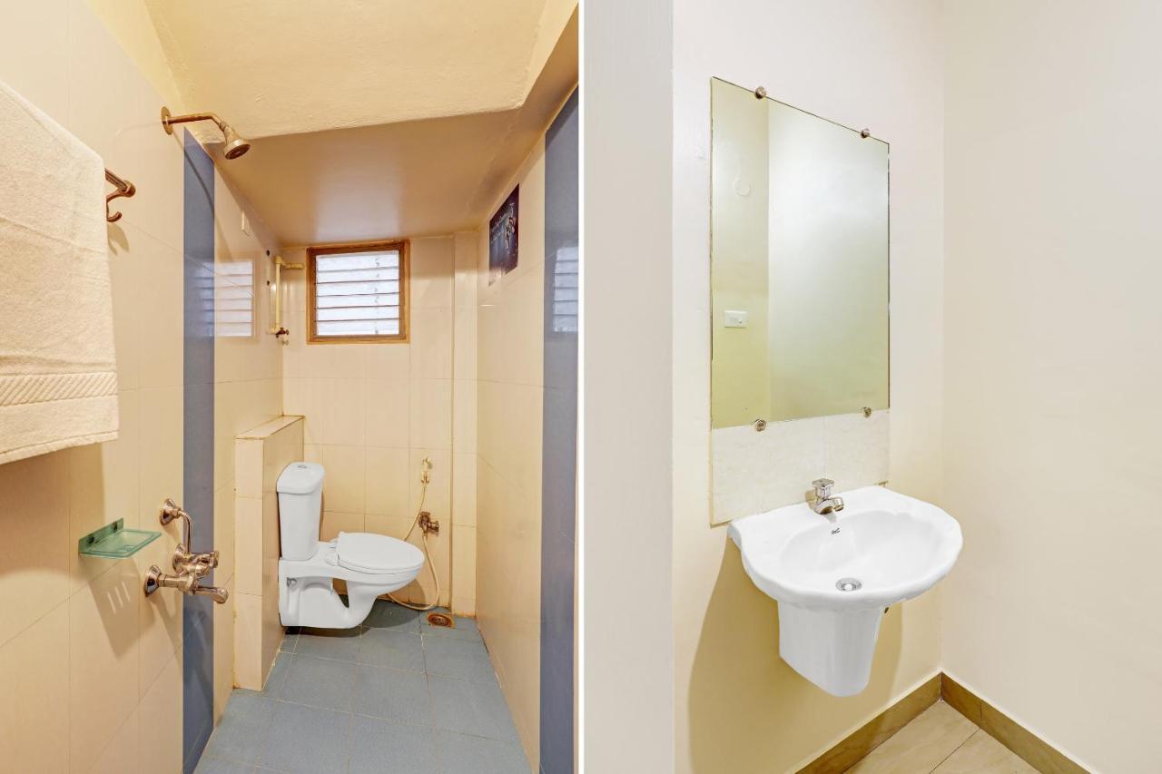 Hotel Oyo Flagship 82963 Century Residency 3*