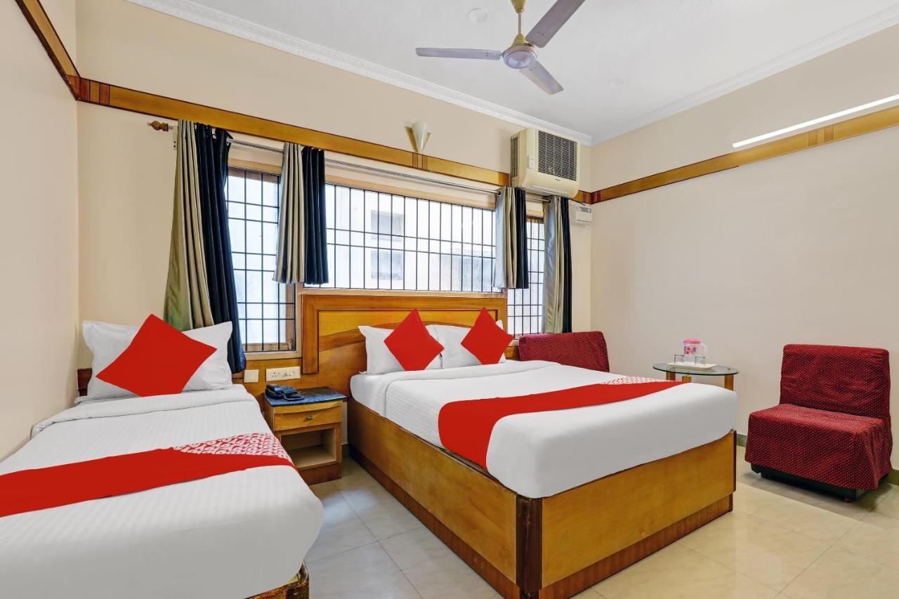 Oyo Flagship 82963 Century Residency Hotel